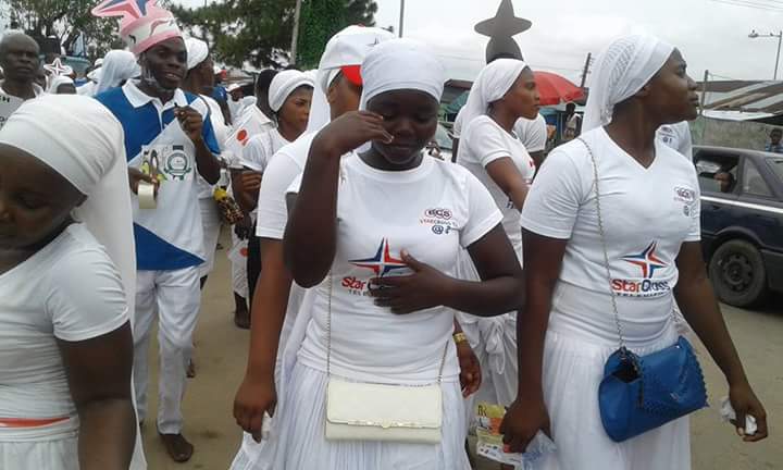 starcrosstv's tweet photo. The carnival is on. Where are you #starcross@3 https://t.co/Jdsu9Ebu4r