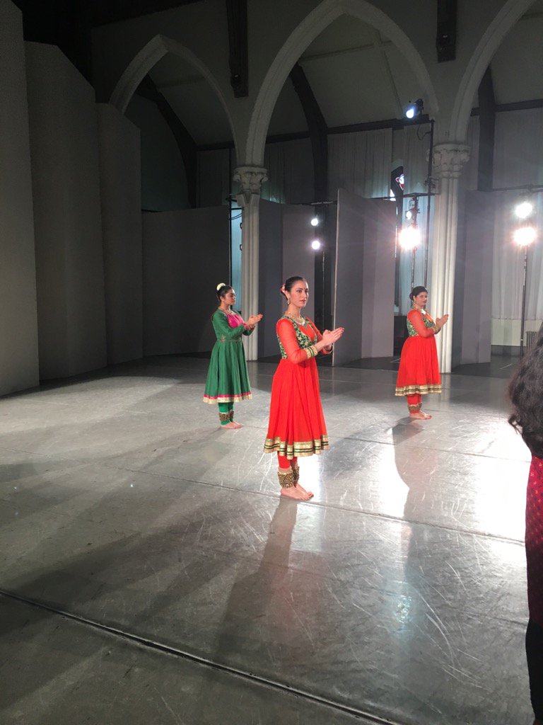 jaylivingstone's tweet photo. The 8th Annual World Community Dance continues! Come check it out. #CambMA #HarvardSq #dancecounts https://t.co/U7Jg2YdzIi