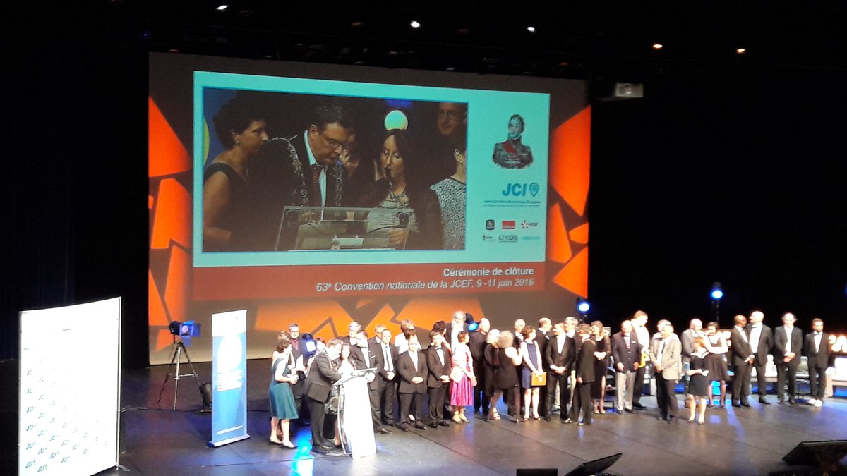 SophieDelauney's tweet photo. Et encore une autre sénatrice @JCE_France :) : Elise
#chtx2016 #generup https://t.co/0VJO8BFSx2