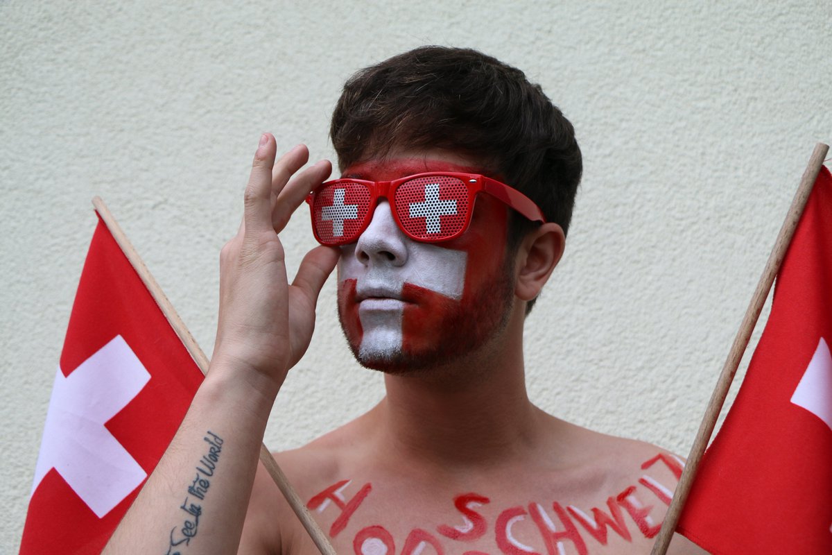 haenni__luca's tweet photo. go switzerland 👍
Gewinnspiel auf:
https://t.co/z6asiqbOdT
#EM16 https://t.co/op8ERjsSJL