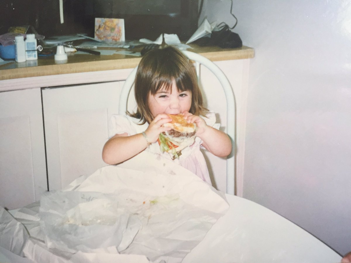 jennagallagher_'s tweet photo. How I should be eating this summer vs what I'm actually eating https://t.co/6TcXXbx6On