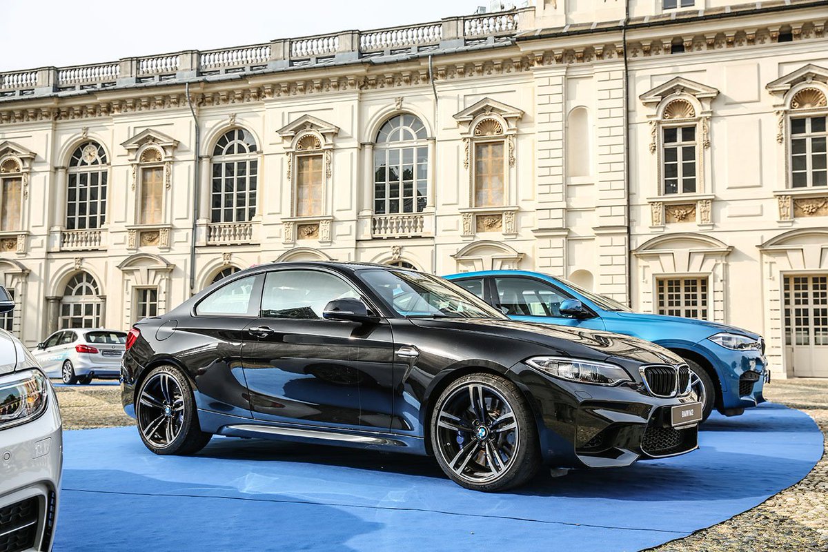 BMWItalia's tweet image. Al #SaloneAutoTorino non mancano dinamismo e potenza allo stato puro. BMW #M2 #NEXT100