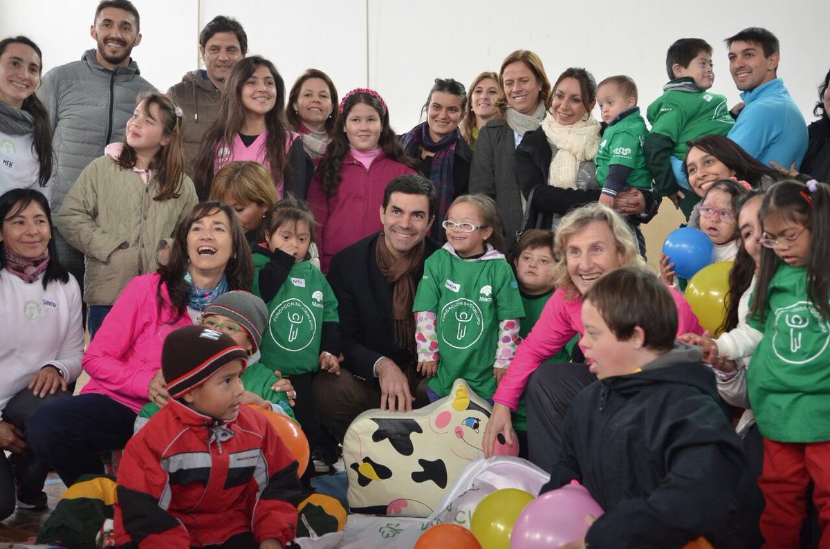 UrtubeyJM's tweet photo. Nuestro enorme desafío es la plena integración e inclusión de todos. #Salta https://t.co/10WNHUEYKA https://t.co/XIvtYNeObP