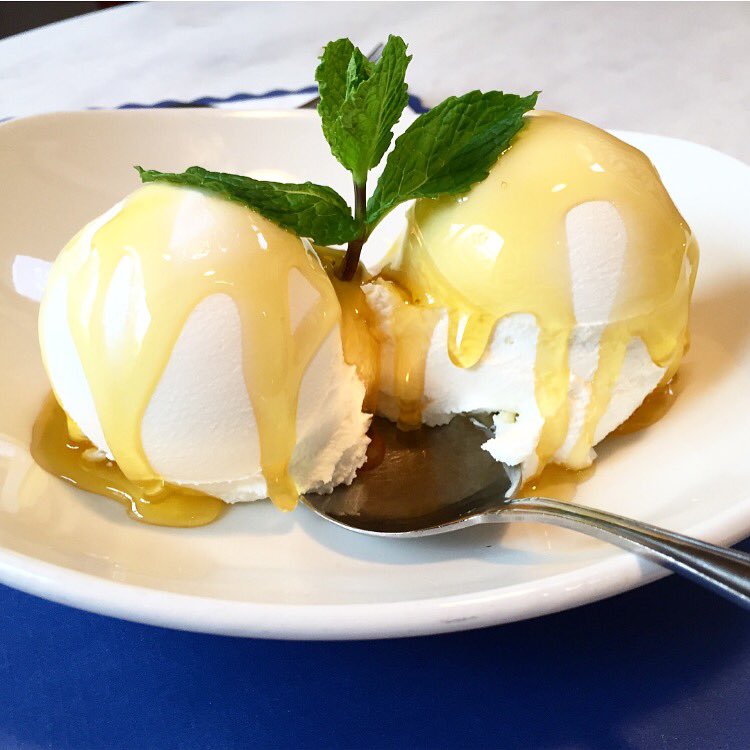 Come cool down from the heat with our #greekyogurtandhoney!
