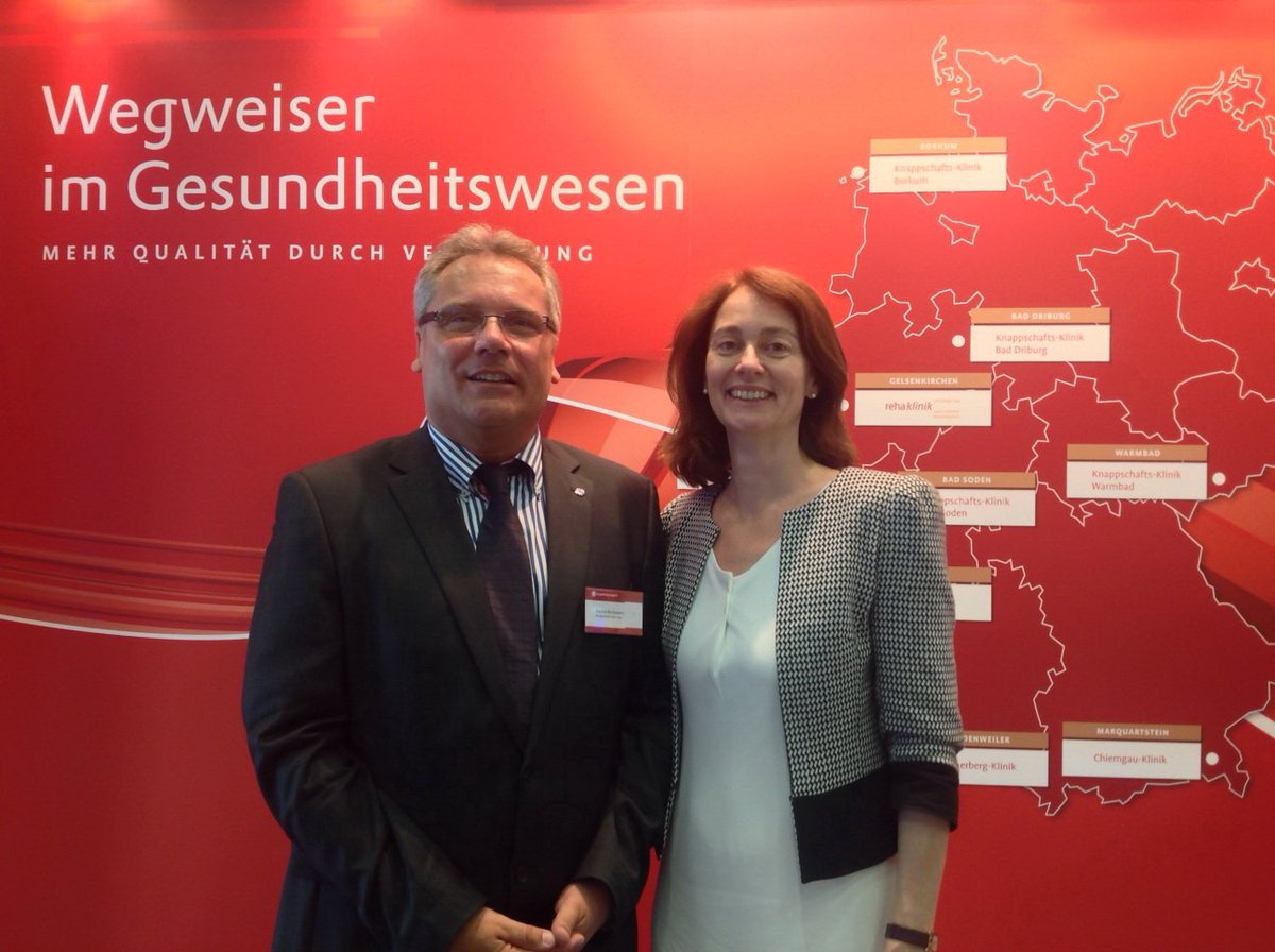 cantarlo's tweet photo. Kurz, aber schön war der Besuch von SPD Generalsekretärin Barley @katarinabarley bei der #Knappschaft #HSK16 Danke! https://t.co/pLYkO5LeKb