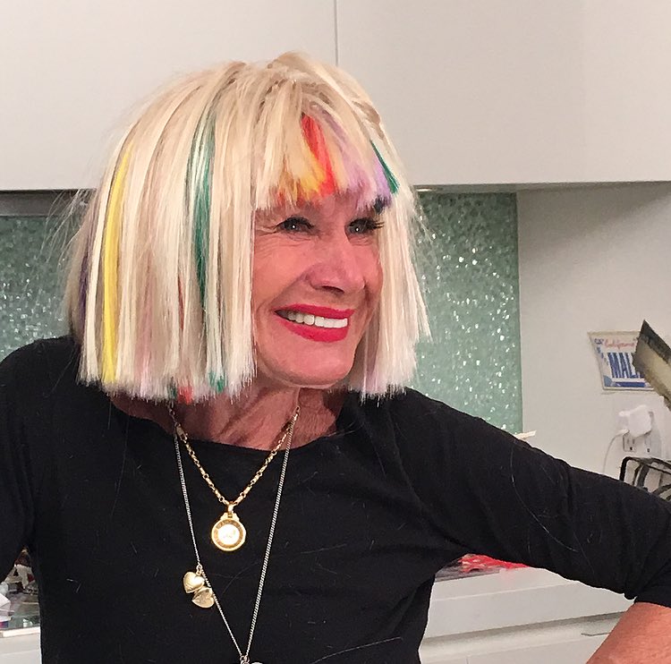 Betsey Johnson tweet media