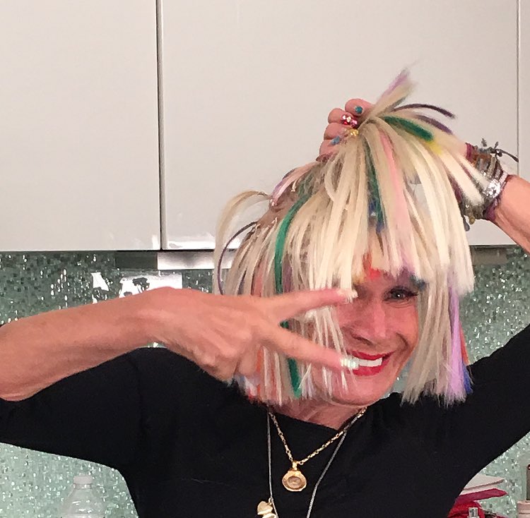 Betsey Johnson tweet media