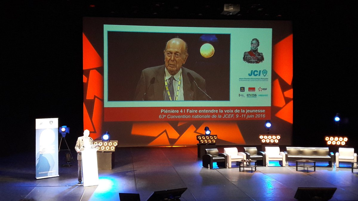 SophieDelauney's tweet photo. Intervention d Olivier Giscard d'Estaing à #chtx2016 #generup . https://t.co/bvISJpJddw
