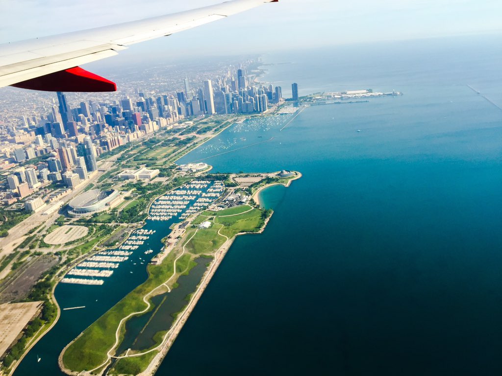 JeffreyScheible's tweet photo. Good morning Chicago! #PlaneChange https://t.co/K4ic8RdwMT
