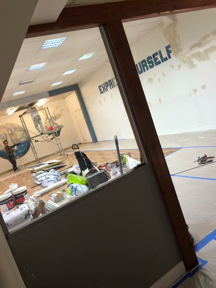 StudioExpressY's tweet photo. Les travaux commencent ! https://t.co/GGJVWzH0kU