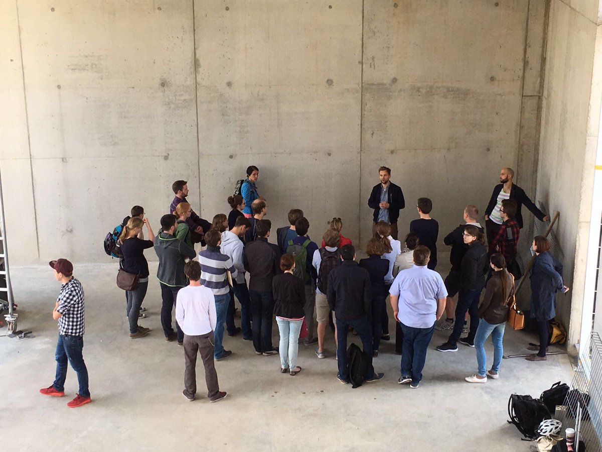 Ein kleiner Vortrag über den <a href="/Hafven/">Hafven</a> im Hafven #ohnebeamer #coworking  #community #youarewelcome