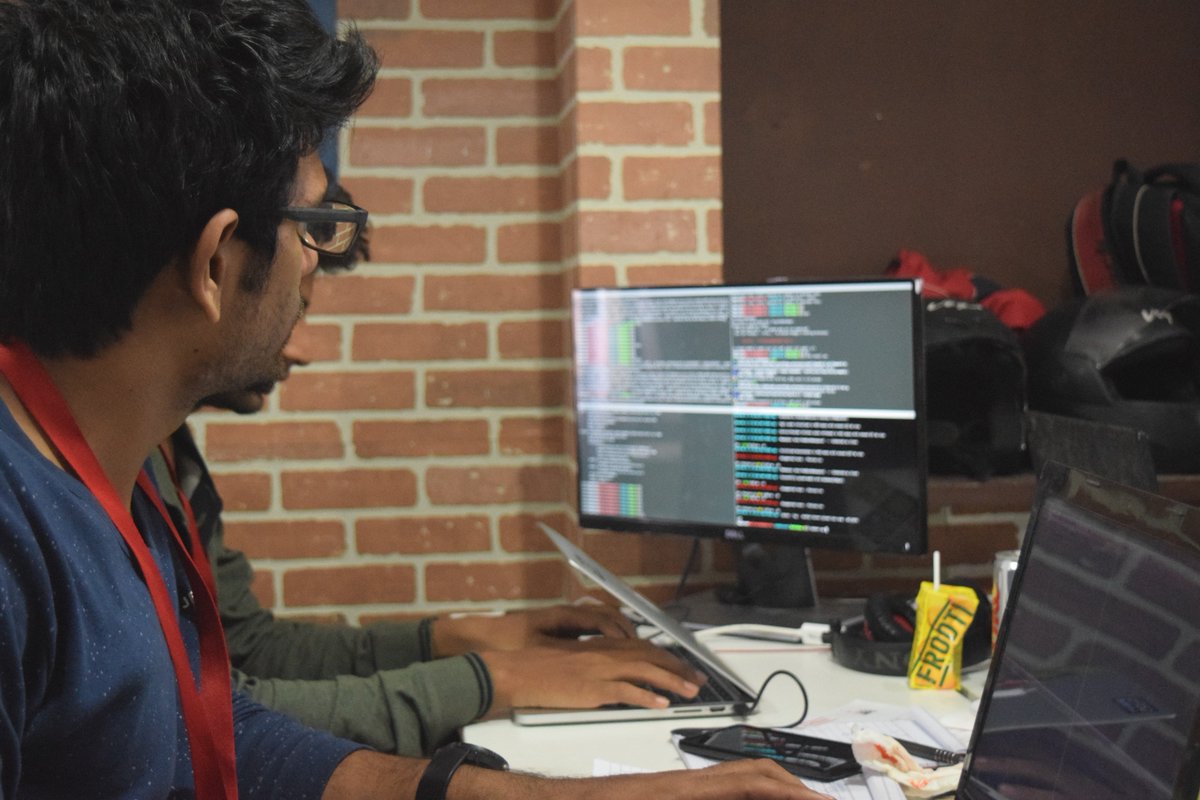 skillenza's tweet image. FEEL THE CODE IN THE AIR !! @shadowfax_in #hackathon #shadowfaxcodewars