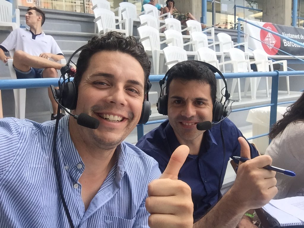 Un any més al clàssic #ciutatdebarcelona de Natació! Acompanyant a un supercrack als mikros! 😜 🎤 @XeviBardolet