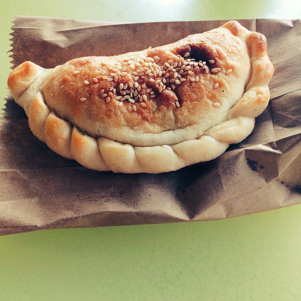 SaViG12's tweet photo. So excited to hit up #NormasKitchen this morning for her cheese pies. Truly a #Guelph staple #GuelphFarmersMarket https://t.co/53AJfbAfeF