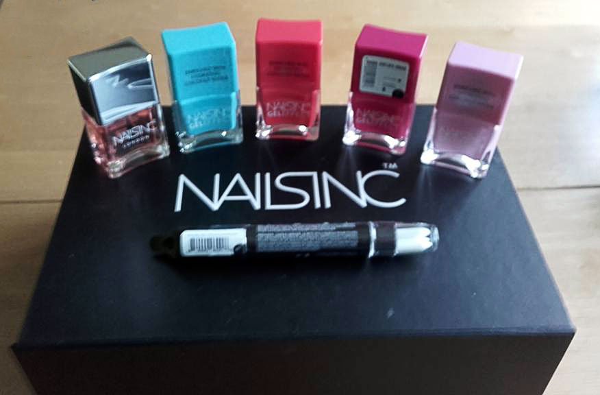 Anne Adlington tweet media