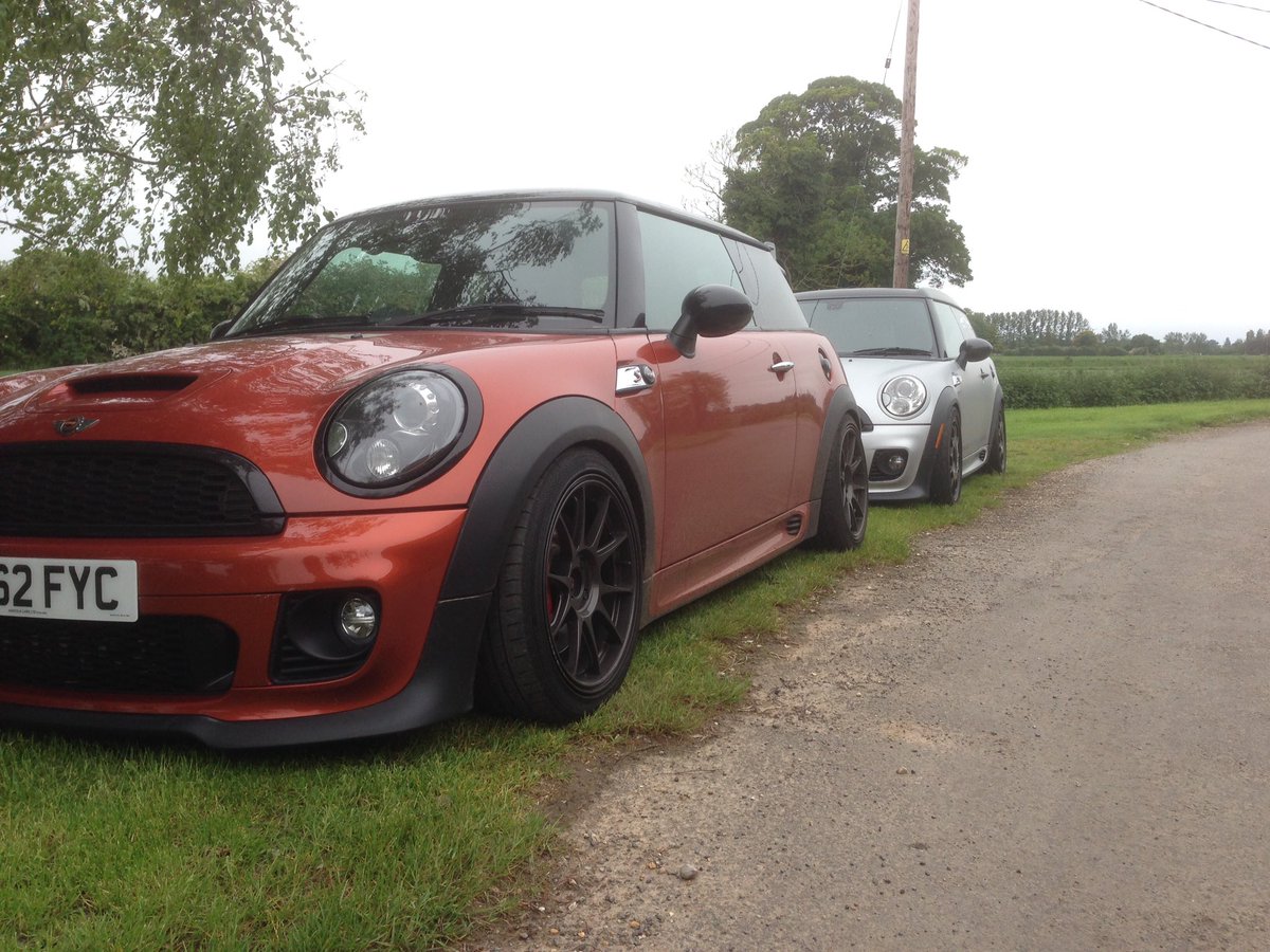 norfolkmini's tweet photo. No kerbs at #norfolkcars #miniforsale #fastmini https://t.co/4owtw4z9kb