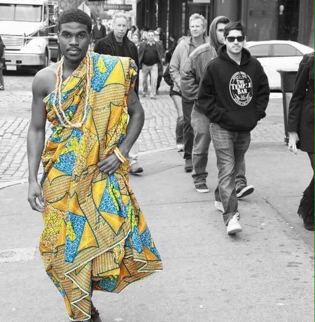 CIADuk's tweet photo. Not sure who this King is casually strolling wearing his traditional garb, turning heads, but we are so here for it https://t.co/y6mXoSKF3J