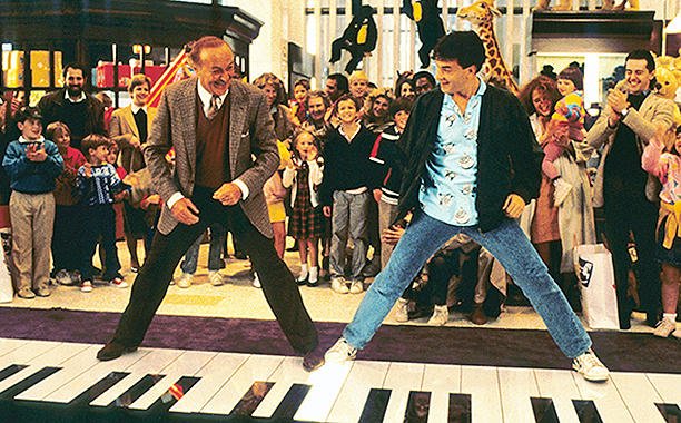 SeanStormes's tweet image. How to get 65% of people to use stairs vs. escalator? Give them a REASON to. #CreateDemand goo.gl/fZVCOm