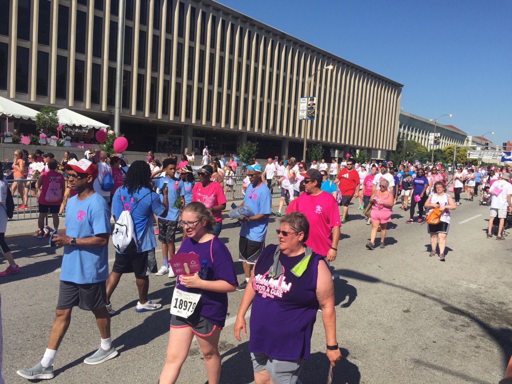 RyanDeanTV's tweet image. Survivor: this walk is as good as chemo. It keeps me going. #KomenSTLRace