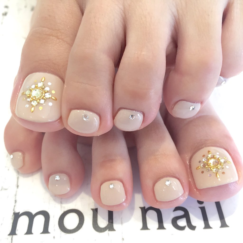 箕面ネイルサロンmou Nail 足ツボ Nailmou Twitter