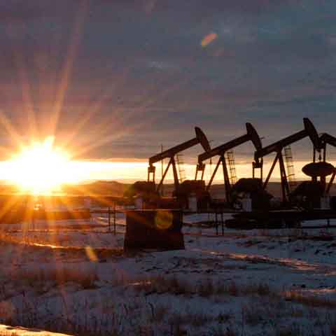 Coinpeg's tweet image. ¿Por qué sube el barril de  #petróleo ?
#COINPEG
ow.ly/W73E3016iYd