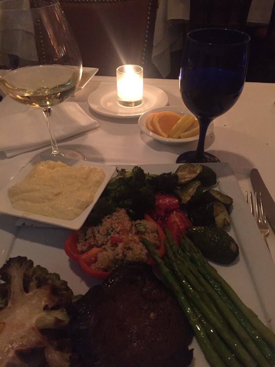 karinmmurphy's tweet photo. After hearing @rosannascotto for years, I finally went to @FrescoByScotto and it was just what she's said: Amazing! https://t.co/NnpQosW5in