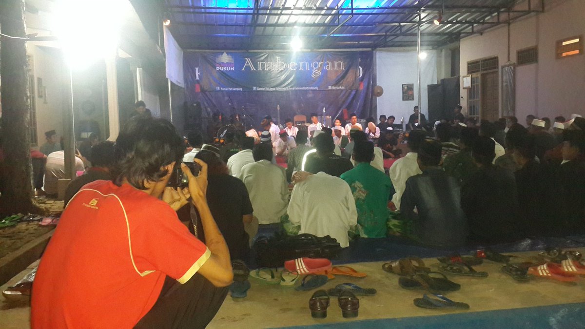endrilampung's tweet photo. Devisi Dokumentasi @MDAmbengan @MaiyahAmbengan mulai beraksi. #MAJuni https://t.co/XS9I9eeeRV
