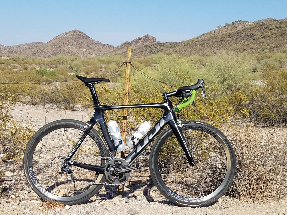 rteirish's tweet photo. Maybe going to revive this account, maybe. So here is a picture of my bike. #prosok #prosok @FujiBikes @PROSOK https://t.co/rPCII8OiTE