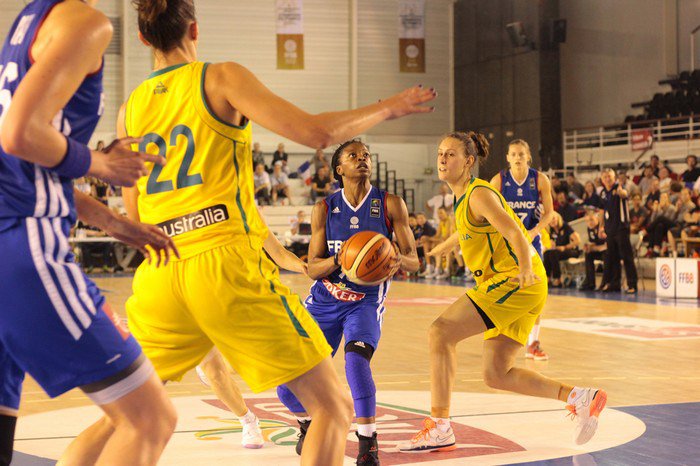 Daft_Dunk's tweet photo. L’Édito de Cathy Malfois : “TQO à Nantes Rézé : prendre le quart pour Rio !” https://t.co/B8dlSzqIPW https://t.co/85Z0tPQm17