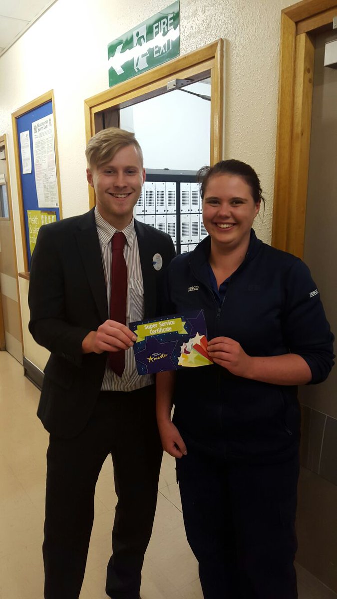 KingDaniel1992's tweet photo. Hayley receiving great customer feedback! And wins a prize from our weekend lucky dip! @jlingard1989 @Sim0nDys0n 👍 https://t.co/VW5K7KiG59