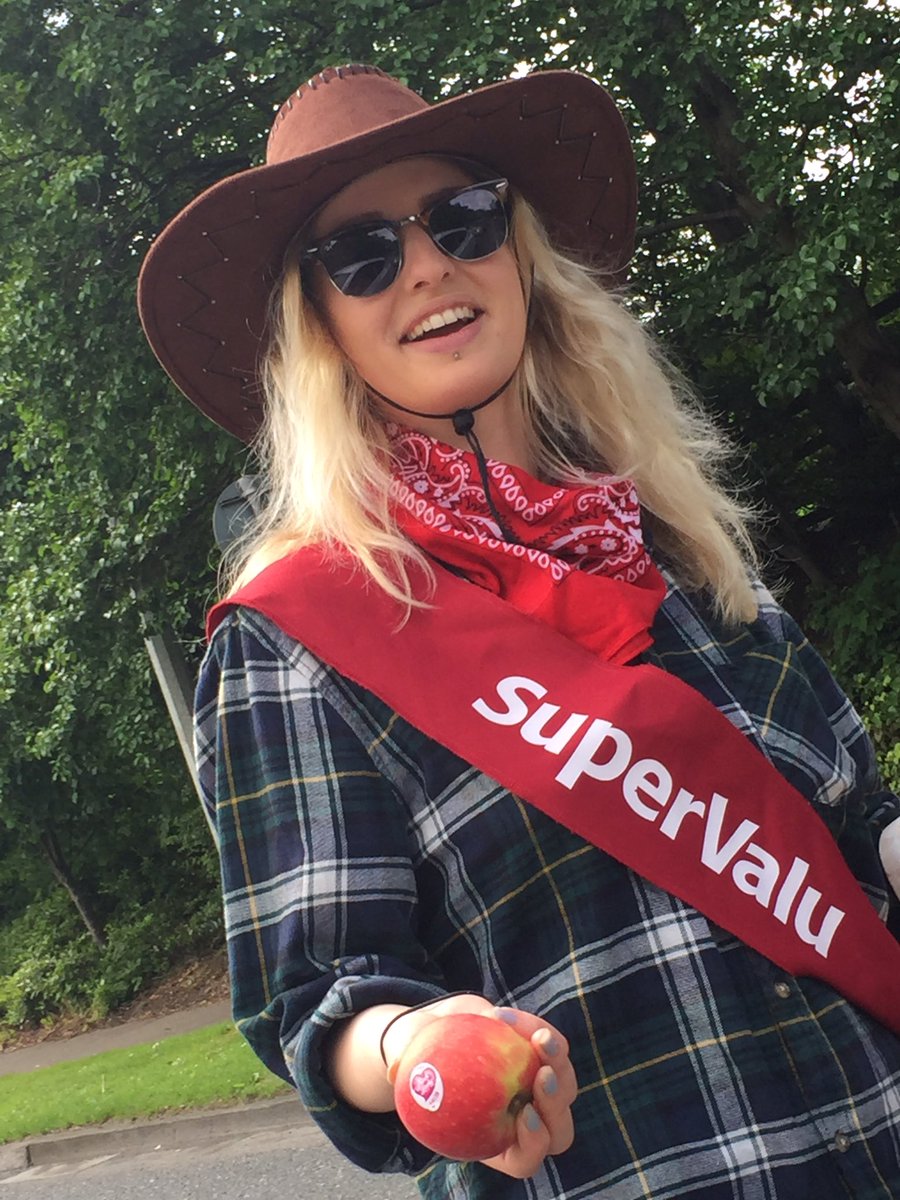 Make sure you get your free fruit or cookie from our cowgirl &amp; cowboy road crew around town!
#CommunitySpirit