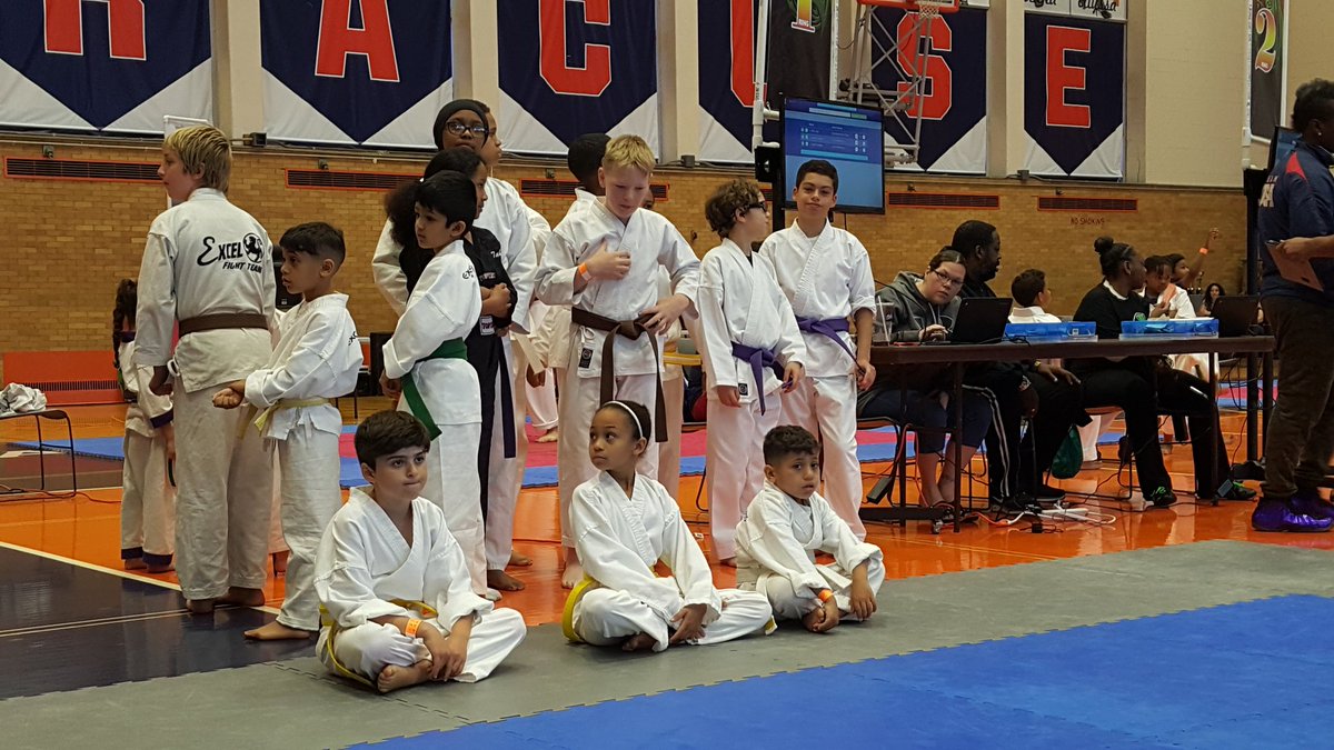 DrEmadRahim's tweet image. #ExcelMartialArts students ready to compete at 2016 Syracuse Open #karate #Syracuse
