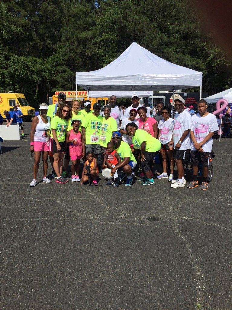 cokccrdu's tweet photo. @COKCCRDU races for the cure with @KomenNCTC! Thank you to everyone who came to support the efforts!!! https://t.co/tLfgvowqWA