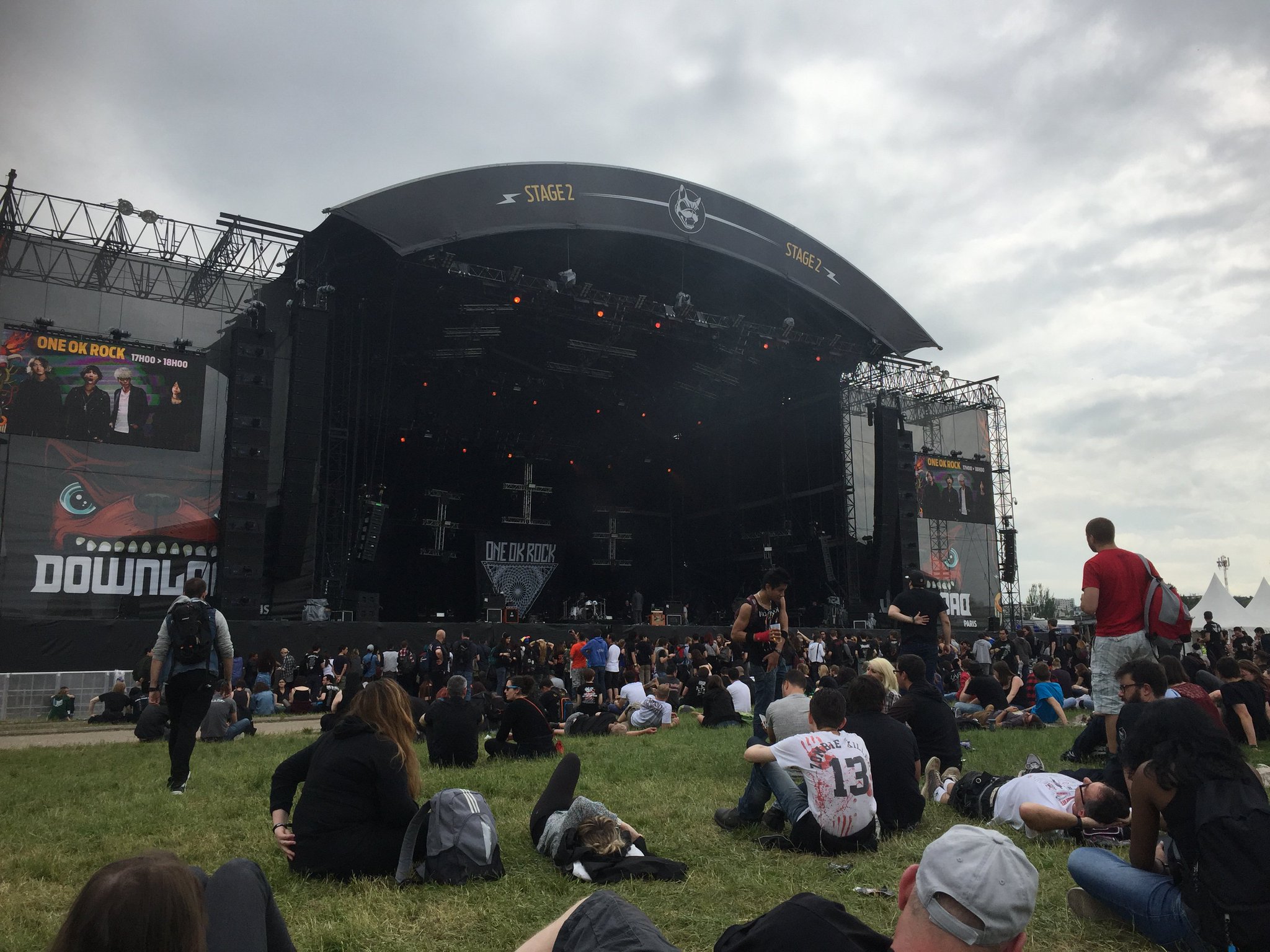 Hachiuma Ar Twitter このあと10分後に Oneokrock さんのステージ ちなみに海外ではワンオクロック じゃなくてワンオーケーロックさんです Hachiuma Ar Twitter このあと10分後に Oneokrock さんのステージ ちなみに海外ではワンオクロック じゃなくてワンオーケーロックさんです