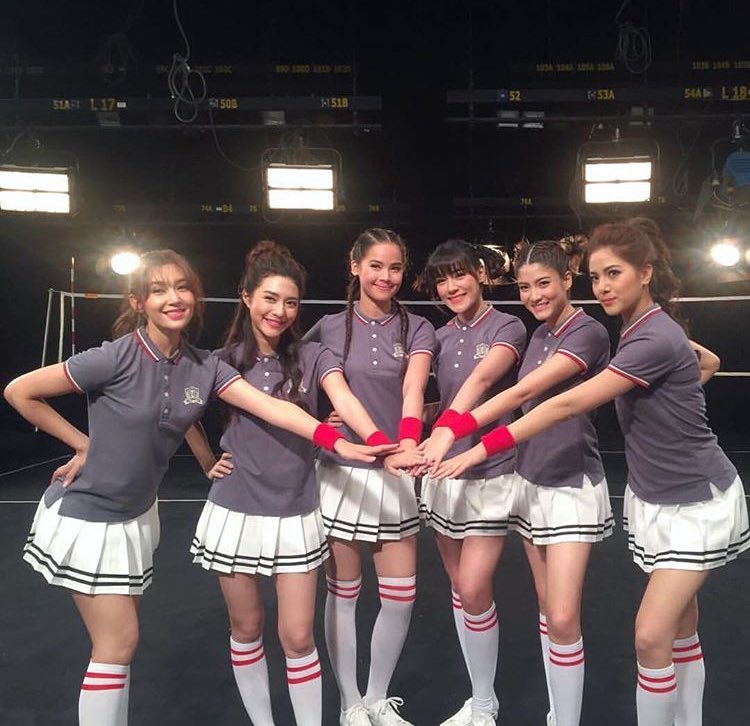 เซตแล้วตบ😳💓 #ch3 <a href="/kimmykiimberley/">Kimberley</a> <a href="/yayasperb/">Urassaya Sperbund</a> <a href="/bella_campen/">urkey.nft</a> <a href="/MargiieRasri/">5.</a> <a href="/ranidapreem/">PreemRanida</a> 🏐💥💥