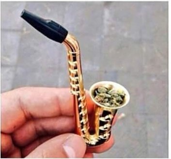 Armandolillo1's tweet photo. -¿Tocas algún instrumento?🍁👽✌ https://t.co/OoddxCvyv0