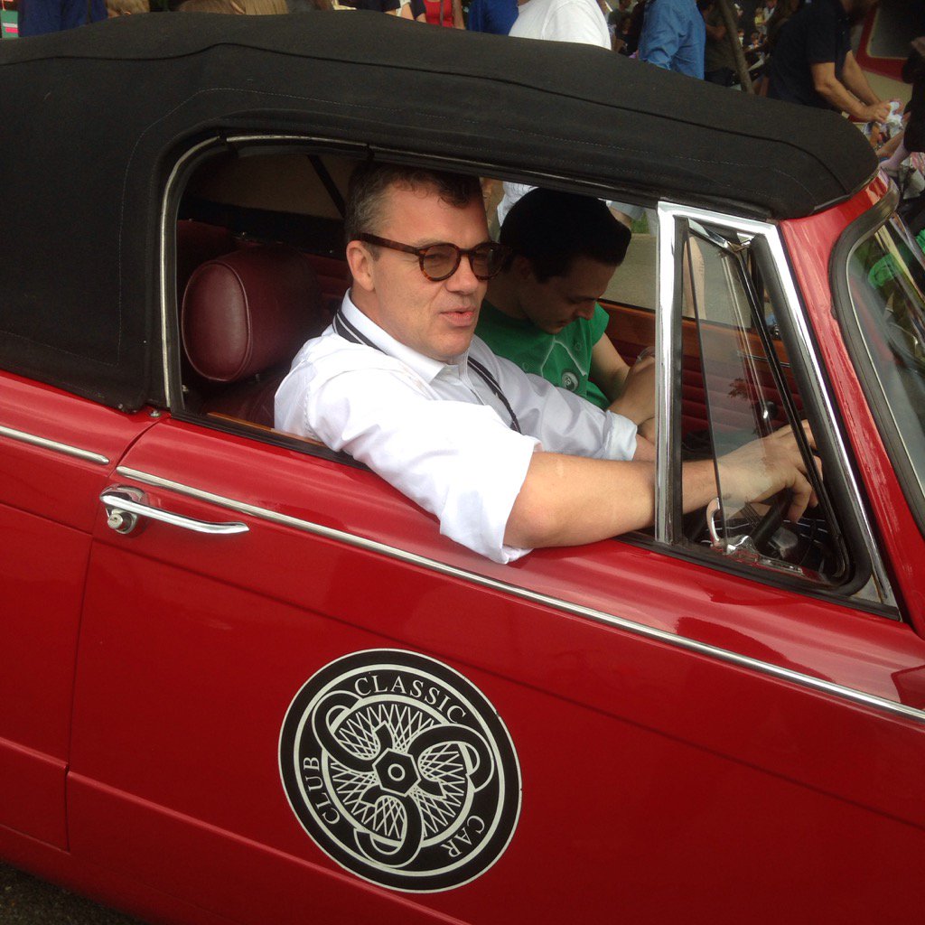 This dude took us for a spin <a href="/JLQuoVadis/">Jeremy Lee</a> <a href="/forktoforkfest/">Fork to Fork</a> <a href="/CCC_London/">Classic Car Club</a> <a href="/theTabl/">tabl</a>