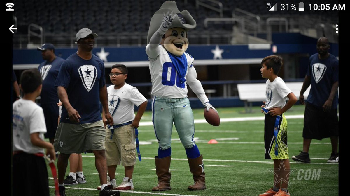 PastorOdie's tweet photo. @ohjr Dallas Cowboy football Academy #youthfootballcamp https://t.co/1F4X2ZfdjG