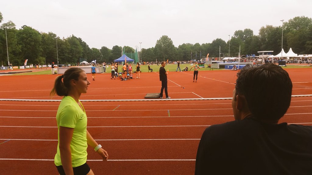 Lekker bezig met de speer  <a href="/LisanneSchol/">Lisanne Schol</a> 54,30m #SB #Leiden2016