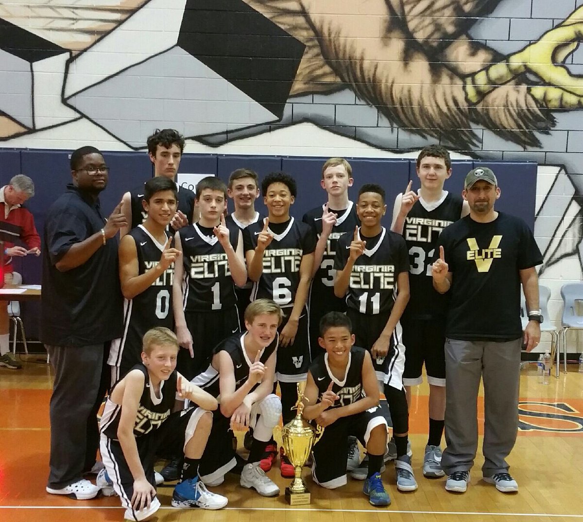 VAElite's tweet photo. Thanks to the all the coaches who are developing these young players #vaelite https://t.co/ZcXtxYKrG1