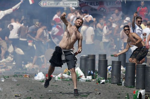 pramstaller's tweet photo. Beim Blick auf die Bilder aus Marseille ist die EM eigentlich schon wieder vorbei. https://t.co/5TjTE6qbB3