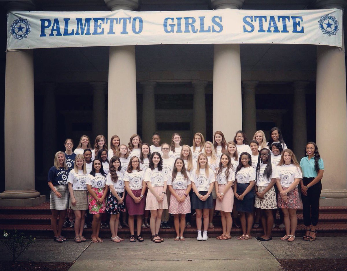 tmehta99's tweet photo. I will never forget the sisterhood and memories we made this week. Forever to thee brown town 🇺🇸👌🏽👑❤️💙💛 #ALAPGS2016 https://t.co/Ar99MrvXAc