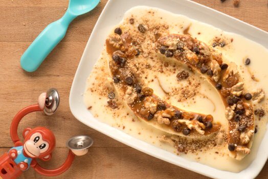 NardaLepes's tweet photo. Banana, nueces, un poquito de chocolate, granola, un toque de dulce de leche. Todo bañado en yogur de vainilla. 🍌! https://t.co/xvuZiKRoz0