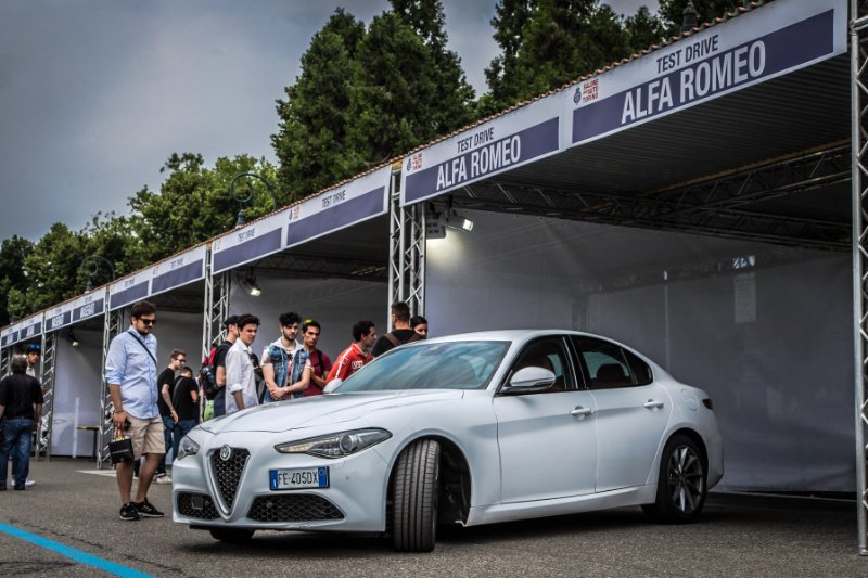 Alfa Romeo tweet media