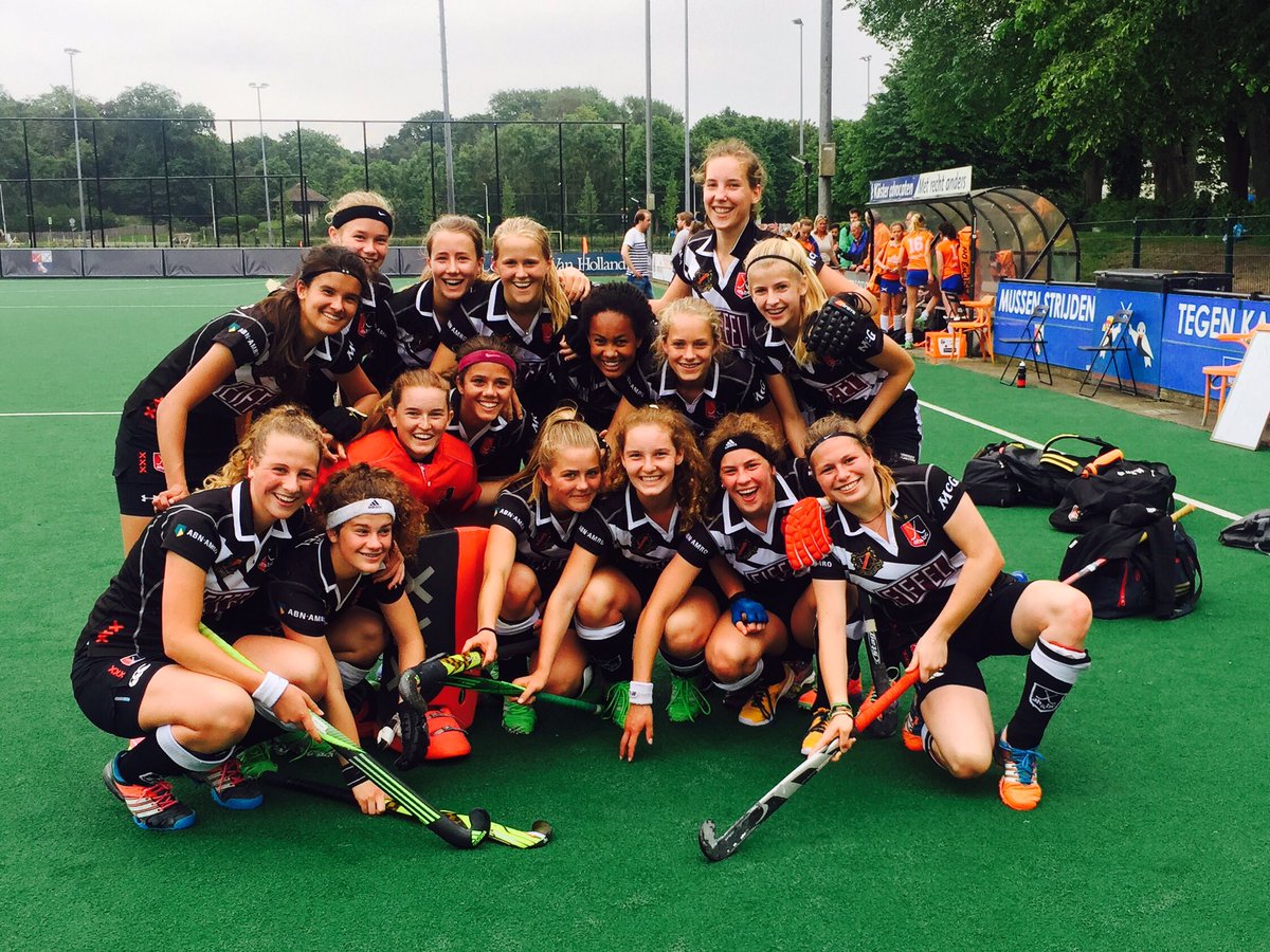 AHBC_MB1's tweet photo. 2-1 winst vs Bloemendaal! 18/6 spelen we de 2e play-off wedstrijd thuis om 12.00 Dank voor alle support vandaag! ❌❌❌ https://t.co/FV1SQyfyQv