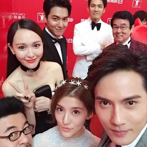 Leeminho_jg's tweet photo. OMG!!fantastic babyมันยอดเยี่ยมมากที่ร๊าก 110616 🎉🎉🎁🎀😍😍#leeminhoworld #lee #leeminhot #lmh ##bounterhunter https://t.co/yIGp2zAMfx