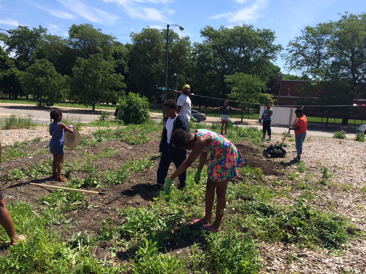 Y'all, we are starting up our garden today but we need more shovels, spades, and hoes. 55th &amp; King. #BlackWomenFarm