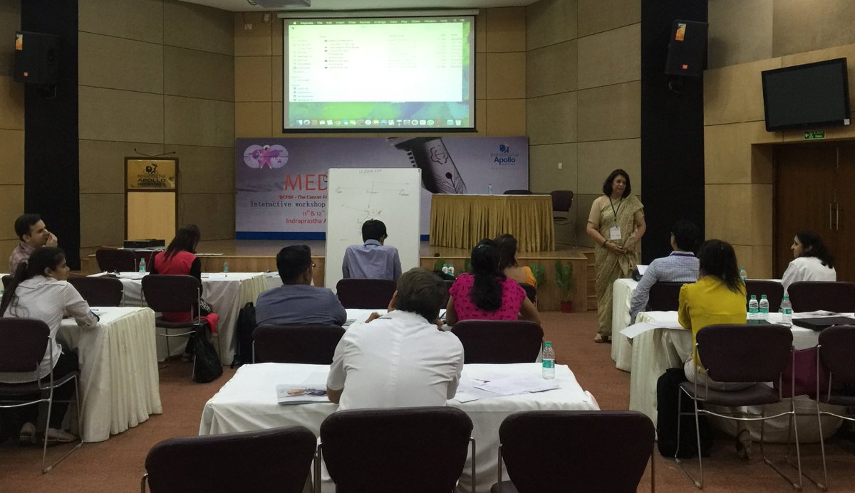 BCPBF_Cancer's tweet photo. Dr. Deepali Kapoor breaking the ice with our participants before the session. #MedWrite #BCPBF https://t.co/LgEaQhfxil