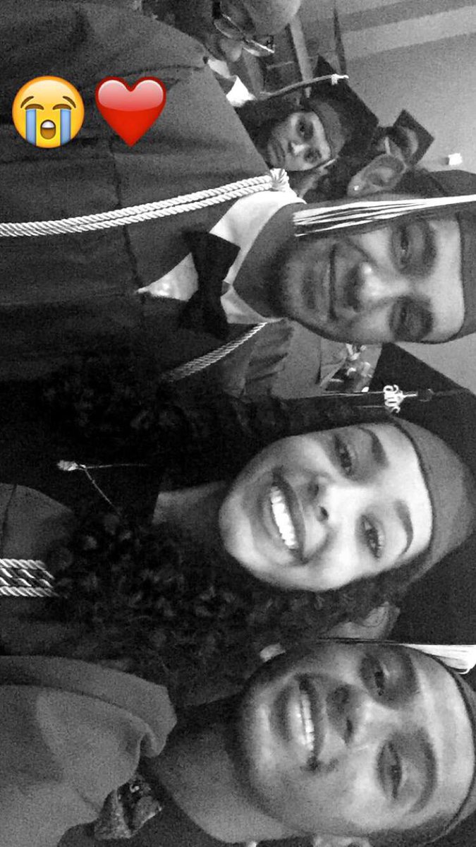 __bebelle__'s tweet photo. No better feeling than succeeding with the squadโผ๏ธ
#2K16Grad๐๐๐ค๐ฝ https://t.co/euxr2JOam1