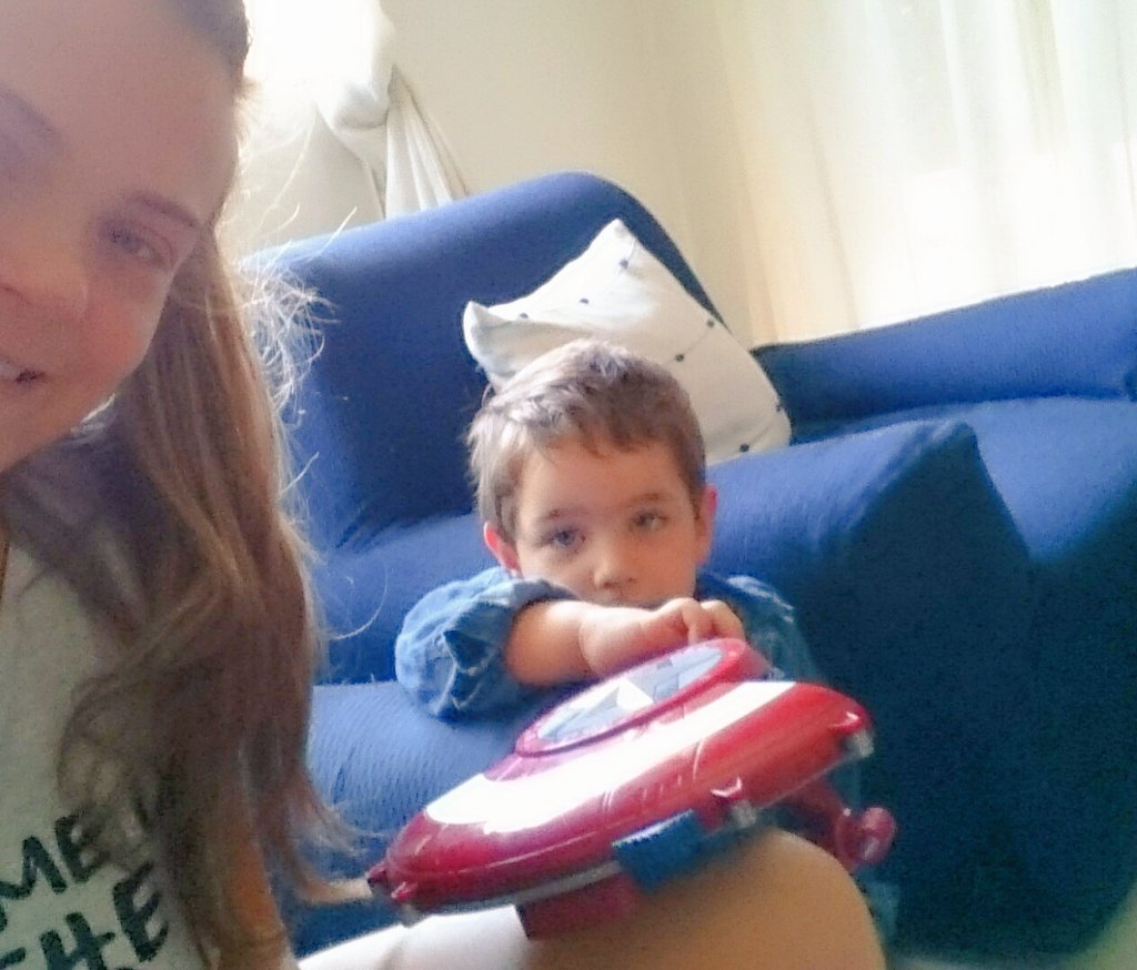 miriam_usi's tweet photo. Visitas q acen q mi recuperación sea más llevadera 😍 #mispeques #graciasporlosanimos #osquieroo ❤❤ https://t.co/kYRm3W898a